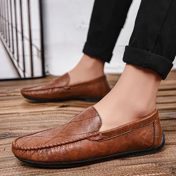 Модерен мъжки Нова тенденция Корейската версия Мъжки ежедневни обувки от естествена кожа, Луксозна марка Мъжки Лоферы Мокасини Дишащи