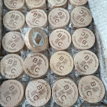 Персонални Кръгла дървена отварачка за бутилки с надпис, Направен по поръчка на Дървени магнит за хладилник, сувенири за сватбени партита и подаръци