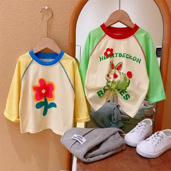 Пролетно-есенни ризи за малки момичета 2023 година с принтом Мультяшного Заек, букви и цветове на Върховете, Свободен пуловер в стил мозайка, Долната част на Детски ризи