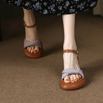 Реколта цветни обувки на висок ток с катарама в една линия, новост 2023 г., дамски сандали с отворени пръсти, луксозни сандали на дебела подметка, обувката на платформа